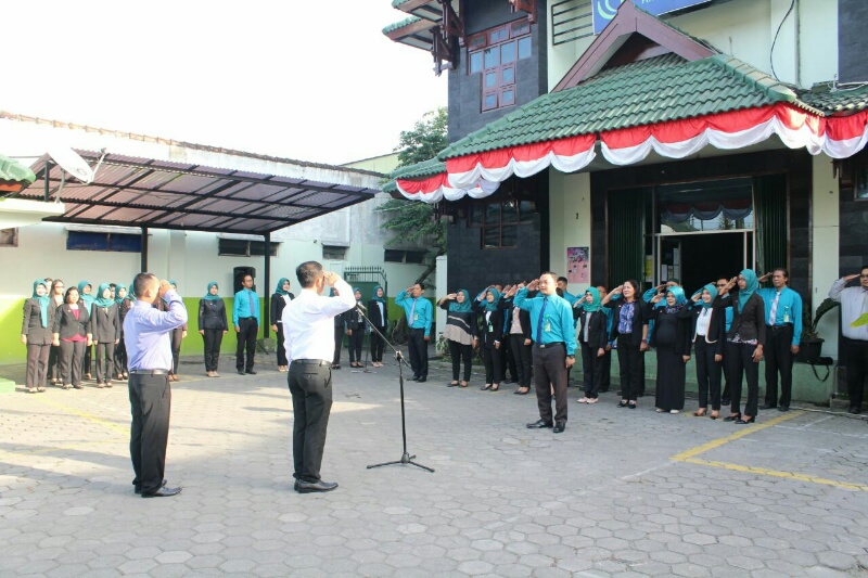 72 Tahun Indonesia di BPR Profidana